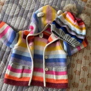 Gap sweater and hat set